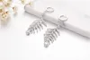 Lady's Solid Leaf 925 Sterling Silverörhängen banar Full Sona Diamondörhängen Lyxiga bröllopsmycken för kvinnor Gift Girls