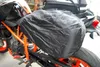 오토바이 헬멧 사이드 가방 Komine 탄소 섬유 방수 모토 꼬리 수하물 안장 가방 큰 용량 타고 가방 레인 커버