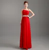 Mousseline de soie rouge une épaule robes de soirée de mariage taille cristal perles robes de demoiselle d'honneur étage longueur longue robe formelle
