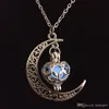 Colliers pendentif brillant dans le noir collier ras du cou coeur lune creuse bijoux Collares