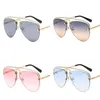 Gros-Été Lady Lunettes De Soleil Double Faisceau Soleil Verre Métal Femmes Homme Lunettes Confortable Nez Reste Délicate Mode Populaire 13jhb D1