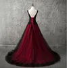 Vestidos de noiva gótico preto e vermelho 2020 Vendendo Novo Vestido De Novia Court Trem Personalizado Decote em V Tule Linha A Renda Vestido de Noiva304S