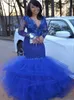 2020 Royal Royal Blue Lace Mermaid Prom Dresses V-hals Sheer Lange Mouwen Tule Applique Beaded Formal Party Draag jurken