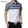 Browon New Arrival Mens 셔츠 패션 짧은 소매 남자 셔츠 정기적 인 맞는 스트라이프 디자인 셔츠 캐미사 Masculina