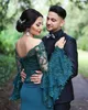 Green Aftonklänningar Sexiga V-hals Appliques Lace Beaded Mermaid Prom Gown Långärmad Formell mor till brudklänningen