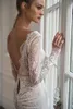 2019 Langarm-Meerjungfrau-Brautkleid mit tiefem V-Ausschnitt, Spitze, applizierte Pailletten, sexy, rückenfreies Brautkleid, Sweep-Zug, Strand-Brautkleid