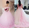 Pink Quinceanera Suknie Off Ramię Koronki 3D Kwiatowy Kwiat Sweep Pociąg Lace Up Powrót Prom Dress Custom Made Girl Suknie Wieczorowe