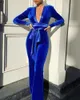 2020 Real Inverno Blue Velvet Prom Evening Macacão Vestidos manga comprida profundo decote em V da fita vestido de mulher Pantsuits nupcial do partido da dama de honra