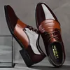 Zapatos de moda los zapatos del diseñador de la PU de cuero de los hombres de negocios vestido de negro puntiagudo de los holgazanes zapatos de boda formal Oxford transpirable