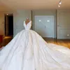 Dubai Plus Size White Trouwjurken Sexy 3D Floral Applicaties Kralen Baljurk Bruidsjurken Arabië Fluffy Vestidos de Noiva Dubai