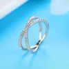 Enkel söt kvinnlig full CZ Diamond Finger Ring Luxury Jewelry 925 Sterling Silver Engagement Ring Colorful Zircon Rings for Woman 292V