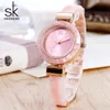 2020 Kvinnor Watches For Lady Fashion Dress Bangles Charmig Chain Style Watch Women Quartz Women Dress Watch286w