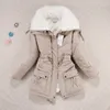 Nouveau 2018 manteau d'hiver femmes vêtements d'extérieur militaires moyen-long ouaté à capuche neige Parka épaisseur coton chaud décontracté veste grande taille