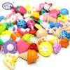 HL 30 / 50/150 stks veel geassorteerde patronen schacht cartoon plastic knoppen kinderpoppen naaien accessoires DIY scrapbooking ambachten