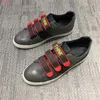 Vente chaude - hommes Chaussures personnalisées haut de gamme pleines de personnalité Style européen et américain Les dernières créations de chaussures pour hommes de designers bien connus