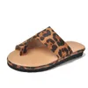 2020 New Summer Beach Rubber Slipper Flip Flops Sandals Mulheres de várias cores, calçados casuais Slides Moda Feminina Plano deslizador 35-43