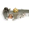 Nuevo diseño de cuentas sueltas de Metal Jewelry20pcs/lot Micro Pave Blue CZ Eye Copper Wolf Head Bracelet Charm para joyería de moda DIY