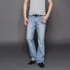 Neue ankunft 2017 Männer Hellblau ausgestellte jeans männer bell-bottom-denim-hosen männlich Plus größe jean-hosen der Mittleren Taille 053006