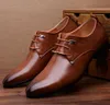 Hommes Business Bureau Véritable Chaussures En Cuir Véritable Gentleman Designer Partie de mariage Black Marron Chaussures Grande robe respirante grande taille