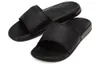 Benassi Designer di lusso di alta qualità Donne uomini Summer Sandals Sumpals Beach Slide Fashion Slifors Scarpe da esterno per interni dimensioni77705052