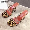 Leopard Sexy grãos de verão 2020 mulas Chinelos Mulheres Moda Sandals Toe Aberto diamante cristal de alta saltos altos sapatos de salto