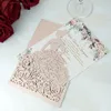 Blush Pink Flower Printing Girl Quinceanera Uitnodigingen met Envelop, 20 + Kleur Glanzende Prinses Zoete Vijftien Verjaardagsfeestje Uitnodigingen