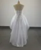 فستان دي Noiva مثير لؤلؤة الديكور بلايز ثوب العروس الأبيض الحبيب تول عالية / منخفضة حفل زفاف نمط اللباس رداء دي Mariee