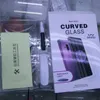 Fullt självhäftande fallvänligt 3D -krökt skärmskydd härdat glas med UV -ljus för Samsung S23 Ultra S22 S21 S20 S10 S9 plus 9221072