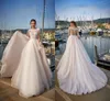 Jasmine 2019 Abiti da sposa da spiaggia Gioiello Appliques in pizzo Manica lunga Sweep Train Abiti da sposa Boho Illusion Corpetto Vestido De Novia