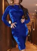 Tambeneck Femme Corduroy Sexy Baldoyon Robes Velvet À manches longues Plissantes Gaine Élégante dame S 2XL Vin bleu Robe d'hiver rouge