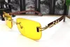 Lunettes de soleil carrées en corne de buffle de mode lunettes de soleil en bois de haute qualité dorées avec des lunettes à monture sans monture en bois de bambou avec boîte8968721