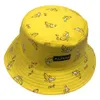 chapeau de seau jaune