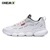 Chaussures de course Noir Vin Rouge Plus Velv et TYPE Dentelle Young Gril Femmes Lady Chaussures de course respirantes Low Cut Designer Trainers Sports Sneaker 03