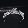 Bruids Tiara's met Steentjes Bruiloft Sieraden Meisjes Headpieces Verjaardag Partij Prestaties Pageant Crystal Tiaras Bruiloft Accessoires BW-DA006