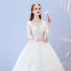 Scoop Neck Tulle Suknie Balowe Suknie Ślubne Z Open Back 2019 Design Długość Piętro Suknie Ślubne Robe de Mariage