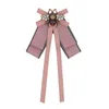 Designer de mode broches rétro haute qualité Bronze insecte broche alliage abeille tissu broches femmes bijoux rose en gros