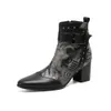 Christia بيلا جديد جلد طبيعي للرجال أحذية الكاحل أزياء عالية الكعب اللباس أحذية الرجال المسامير أشار تو الدراجات النارية حذاء أسود