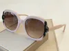 Luxury 16U Designer Sunglasses pour femmes Counter Shape Retro Vintage Protection Top Quality Fashion Lunettes de soleil populaires Come Wit4270371
