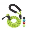 Nieuwe huisdierbenodigdheden haak circulaire touw hond tractie touw met veilige reflecterende licht hondenketting hond nylon riem geschikt voor middelgrote / grote honden