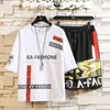 Streetwear 2 stücke set männer Kurzarm Shorts Zwei-stück Anzug Männlichen Sommer Student Jugend Hip Hop Sport Stil von Alle Passenden