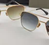 Kwadratowe okulary przeciwsłoneczne Czarne złote szczotkowana rama z szarym gradientowym obiektywem 57 mm 111 Vintage Okulary przeciwsłoneczne Gafas de sol męskie okulary przeciwsłoneczne z pudełkiem