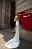 Julie Vino Mermaid Suknie Ślubne Jedno Ramię Backless Długie Rękawy Aplikacja Crystal Sash Suknia Ślubna Sweep Pociąg Vestidos De Novia