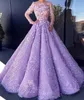 Sexig lavendel quinceanera klänningar 3d blommig spets applikationer prom klänning långa ärmar puffy kjol dubai arabisk kvällsklänning festkläder