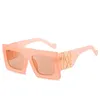 2020 Fashion Lunettes de soleil pour les femmes et les hommes Oversize Cadre Carré Tendance Noir Mesdames Lunettes de soleil UV400