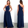 Western Boho Chiffon Navy Blue Long Billiga Brudtärna Klänningar En Axel En Linje Ruched Ruffles Maid of Honor Prom Gowns Ba3598