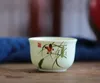 庭の鳥のティーボウルJingdezhenセラミックティーカップ60ml飲み物のティーカップの手作り酒カップは創造的な贈り物の装飾工芸品として