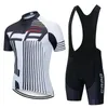 Summer CAPO TEAM Cycling Outfits Men Short Sleeve Jersey Bib Shorts Set Quick dry Road Bicycle Clothing Outdoor Sportswear Y210409331