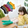 Enfants Chaussettes Bébé Garçons Filles Bas En Coton Solide Maille Lâche Genou Chaussettes Hautes Printemps Automne Bonbons Couleur Mince Bord De Bas AYP670