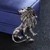 Broche de costumes masculins haut de gamme Nouvelle arrivée en gros de la broche d'animaux de lion argent doré sur mesure.