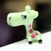 Niedliche Mini-Giraffen-Mikro-Landschaftsdekoration, Garten-DIY-Ornament. Mini, aber kein Spielzeug, dekorieren Sie einen kleinen Garten, der wunderbar aussieht.